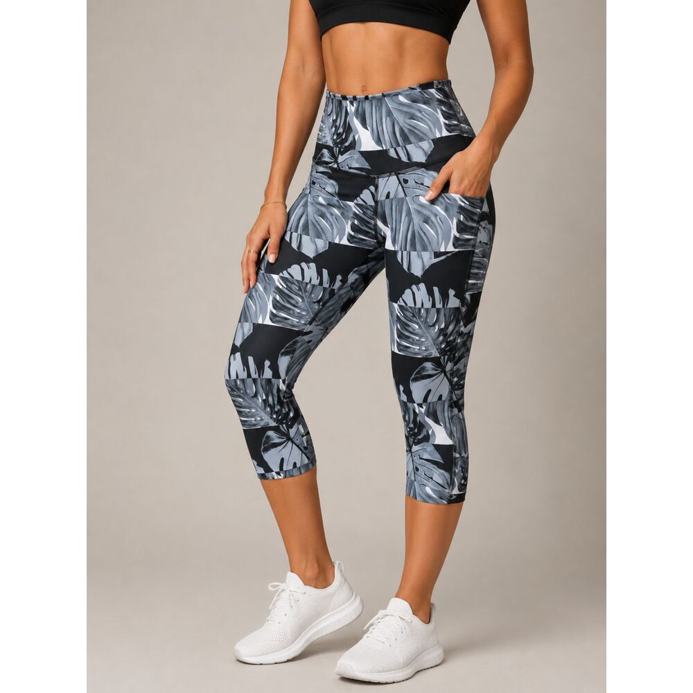 Nike Dri-FIT Tropical Leaf Print Crop Leggings S Gray Black Workout Pilates